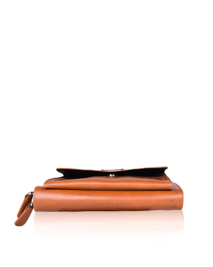 VersaChic 2-in-1 Leather Sling Wallet - Sling Bag thestruttstore