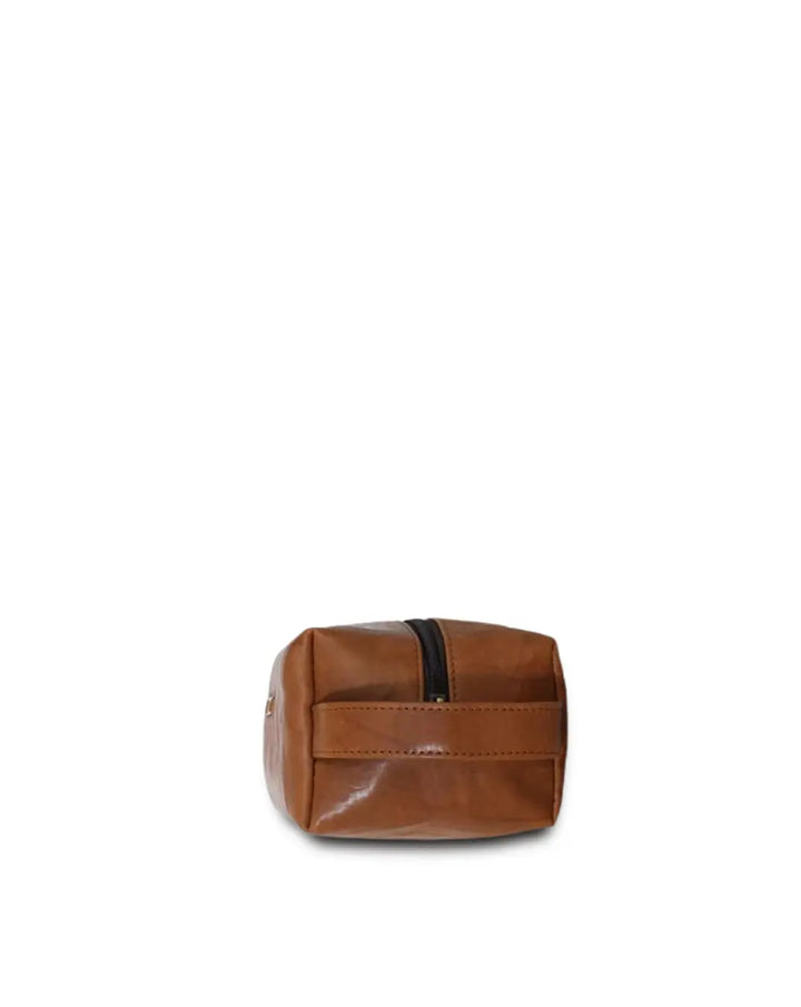 The Crushed Tan Leather Toiletry Kit thestruttstore